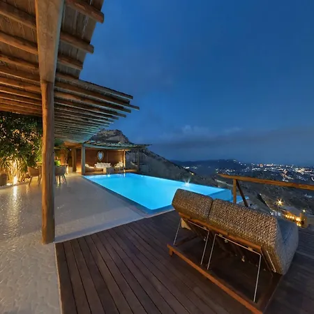 Super Deluxe Mykonos Celestial Vista 11 Bedrooms 2 Private Infinity Pools Helipad Kastro Villa Fanari (Mykonos)