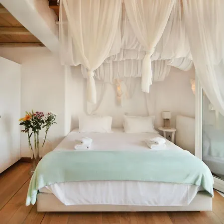 Super Deluxe Mykonos Celestial Vista 11 Bedrooms 2 Private Infinity Pools Helipad Kastro ヴィラ Fanari