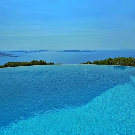 ヴィラ Super Deluxe Mykonos Celestial Vista 11 Bedrooms 2 Private Infinity Pools Helipad Kastro *